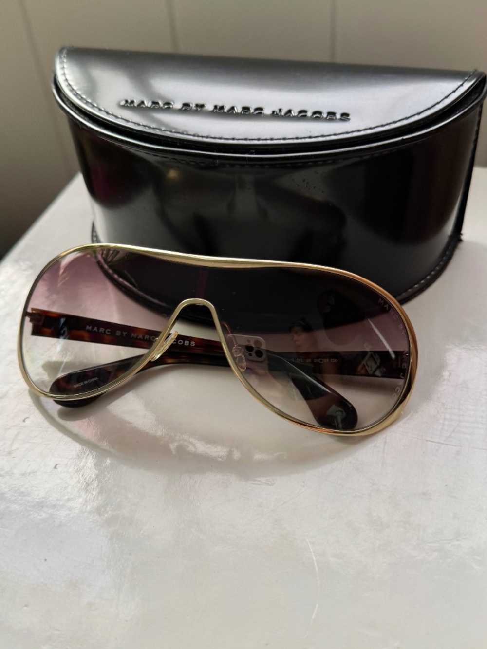 Marc by Marc Jacobs Y2K Gold Aviator Shield Sunglasses brown gradient lenses
